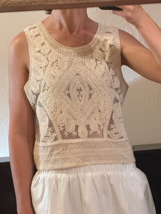 Ultra Pink Tops - Beautiful Ultra Pink Crochet Lace Sleeveless Tank Top in Cream Size S